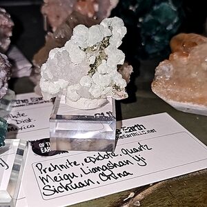 Prenite epidote quartz